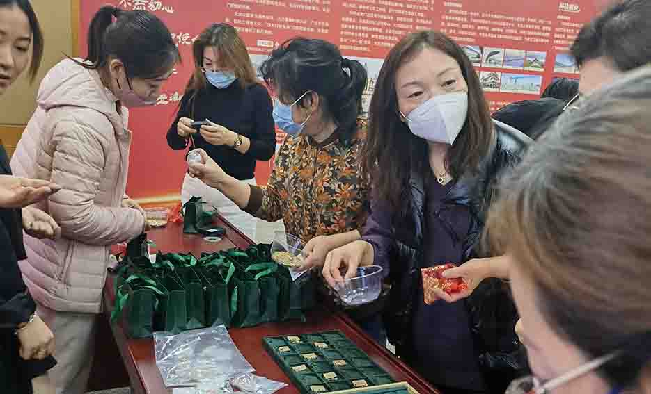 荣耀网页版页面登录_荣耀（中国）1.jpg